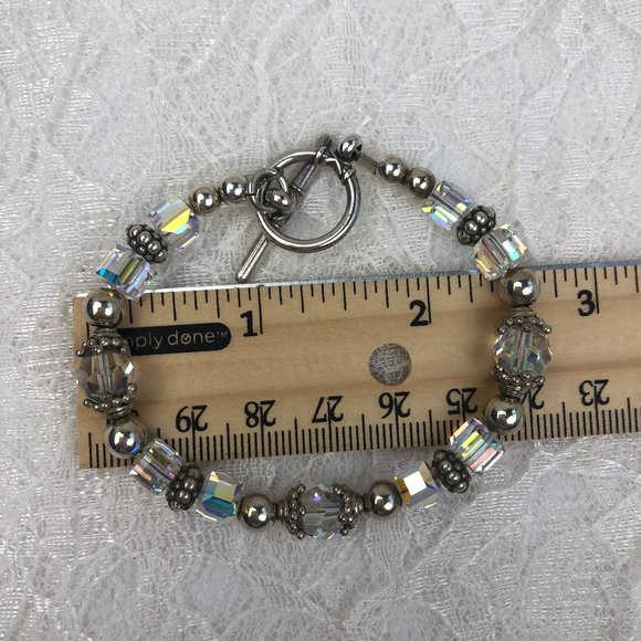 Boutique Vintage Sterling Silver Bead & Clear Crystal Accent Toggle Bracelet - Picture 14 of 14
